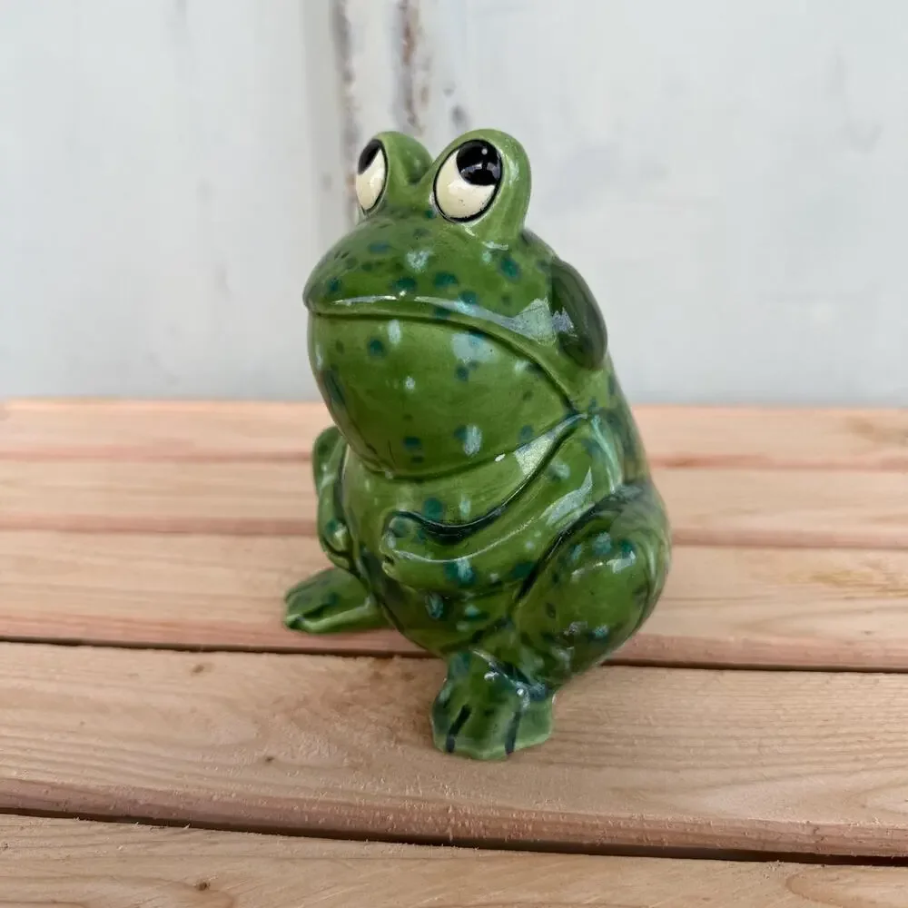 Vintage Frog Figurine Make in Japan 1980s Figure Artisan Signed